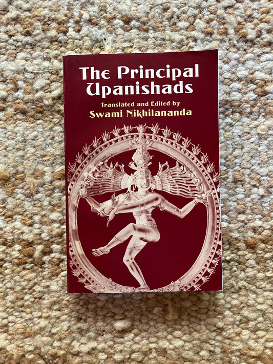 The Principal Upanishads by Swami Nikhilananda